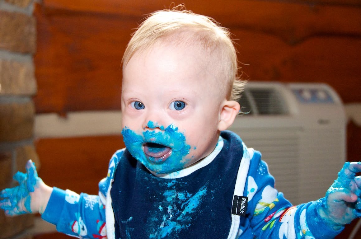 BAMBINI ALLE PRESE CON LE TORTE - VIDEO DOLCISSIMO - 23/04/2014