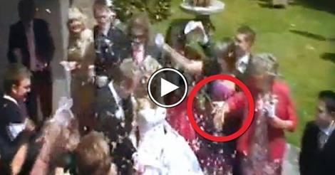 NONNA CONFONDE IL RISO CON IL DRINK E ACCECA LA SPOSA - VIDEO - 25/05/2014