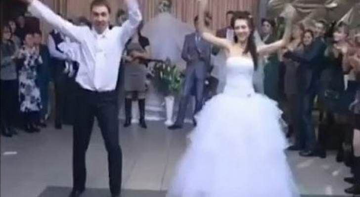 QUANDO UN MATRIMONIO SI TRASFORMA IN QUALCOSA DI MOLTO ORIGINALE - VIDEO - 02/04/2014