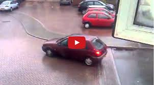 SULLA STRADA GHIACCIATA, EVITATE DI FARE QUESTO - VIDEO - 24/02/2015