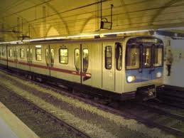 ROMA,ALLARME METRO B1: NON PUÒ PARTIRE. SICUREZZA A RISCHIO. SCAMBI DIFETTOSI - 18/05/2012