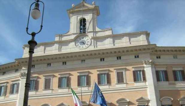 MONTECITORIO, PRONTI 5 MILIONI DI EURO PER IL PARCHEGGIO DEI DEPUTATI - 16/10/2012