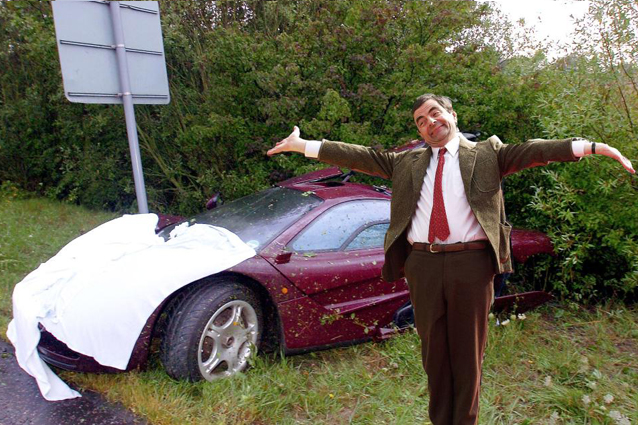 MR. BEAN VENDE LA SUA MCLAREN F1 E LA CIFRA E' DA CAPOGIRO - 02/06/2015