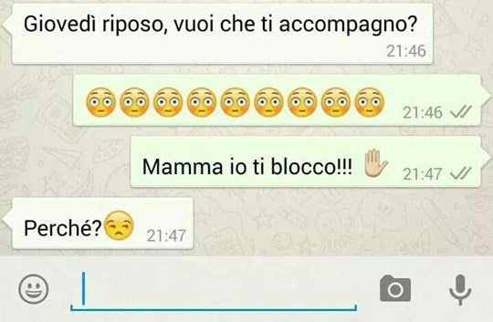 MAMME CHE SCRIVONO MESSAGGI SU WHATSAPP. MA QUESTA CI HA VERAMENTE SPIAZZATI - FOTO - 15/04/2015