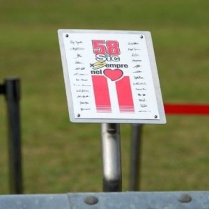 Marco Simoncelli un anno dopo: affissa targa sul circuito di Sepang - 19/10/2012