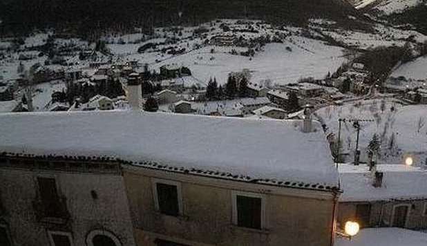 MALTEMPO, ARRIVA IL GELO IN TUTTA ITALIA. NEVE A BASSA QUOTA E TEMPERATURE SOTTO LO ZERO - 04/12/2012