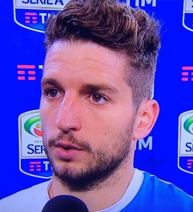 ''DRIES, TRADIRAI NAPOLI COME HIGUAIN?'' MERTENS DISTRUGGE LO JUVENTINO E FA IMPAZZIRE I TIFOSI NAPOLETANI - 14/11/2017