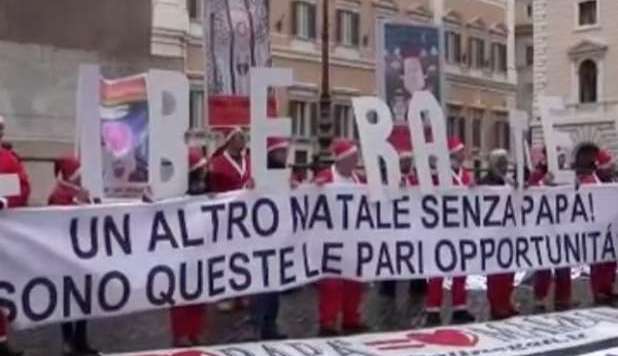 LONTANI DAI FIGLI ANCHE A NATALE: LA PROTESTA DEI PADRI SEPARATI - 23/12/2012