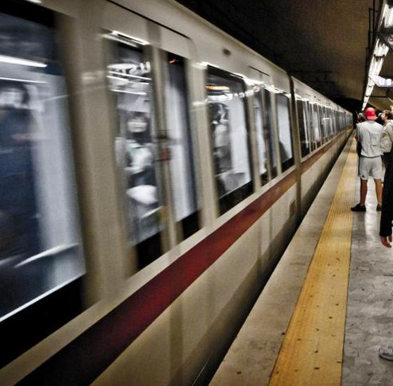 CHIUDE LA METRO A DI ROMA: SCOPPIA LA BUFERA - ECCO QUANDO - 26/07/2017