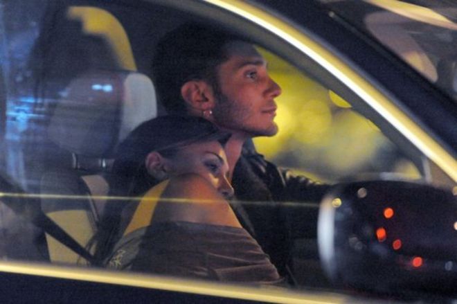 Belen e Stefano De Martino in ospedale Incidente con lo scooter sulla Tiburtina - 27/04/2012