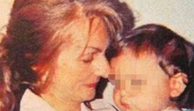 GENITORI TROPPO VECCHI, LA BIMBA DI 2 ANNI AVRÀ NUOVI PAPÀ E MAMMA - 24/10/2012