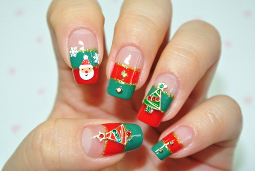 Nail Art Christmas: decorazioni unghie per Natale, fai da te (Vedi Foto) - 21/12/2012