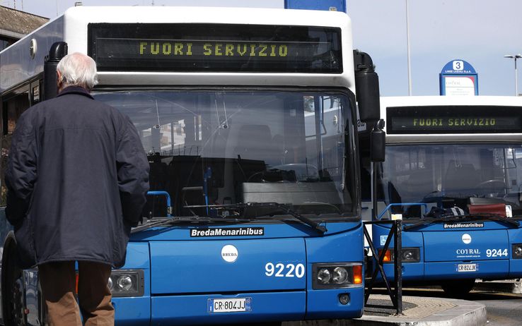 Sciopero: il 2 ottobre si fermano tram, bus e metro in tutta Italia - 01/10/2012